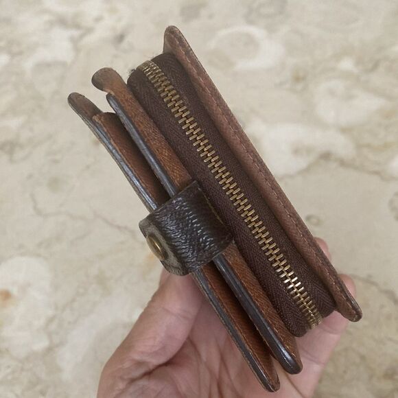 Louis Vuitton Monogram Compact Zip Bifold Wallet Authentic - Picture 4 of 17